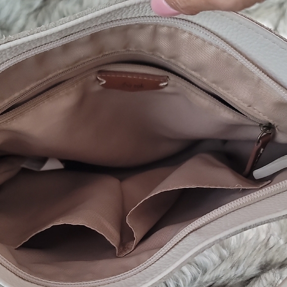 The Sak Cream Shoulder Bag - Picture 14 of 16